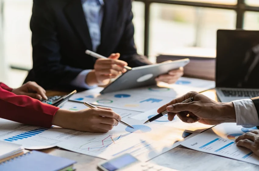  Why Accounting Firms Are Expanding Into Strategic Advisory Services